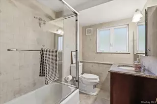 2 Prose St, Hicksville, NY 11801 - Photo 21