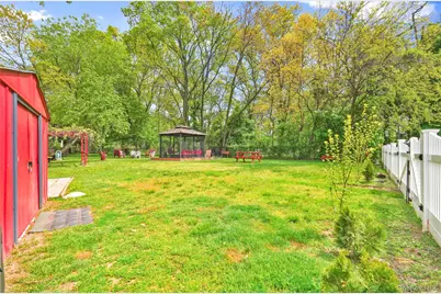 62 Leaman Place, Lynbrook, NY 11563 - Photo 23