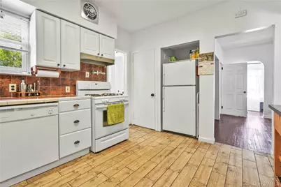 62 Leaman Place, Lynbrook, NY 11563 - Photo 7