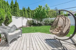 56 Soundview Dr, Port Washington, NY 11050 - Photo 29