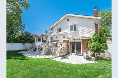 56 Soundview Drive, Port Washington, NY 11050 - Photo 27