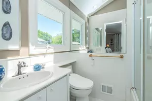 56 Soundview Dr, Port Washington, NY 11050 - Photo 23