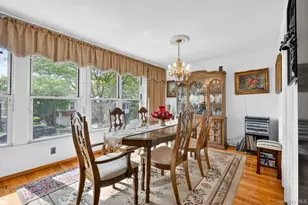 25-07 148th St, Flushing, NY 11354 - Photo 11