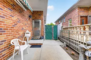 25-07 148th St, Flushing, NY 11354 - Photo 3