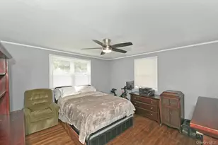 1254 Parkwood Dr, Merrick, NY 11566 - Photo 17