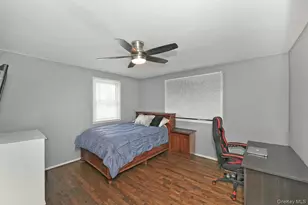 1254 Parkwood Dr, Merrick, NY 11566 - Photo 23
