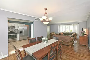1254 Parkwood Dr, Merrick, NY 11566 - Photo 13