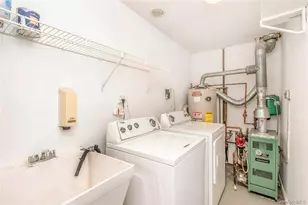 1494 Shore Dr, Bronx, NY 10465 - Photo 19