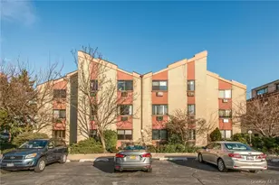 1494 Shore Dr, Bronx, NY 10465 - Photo 3