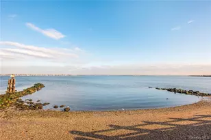 1494 Shore Dr, Bronx, NY 10465 - Photo 21