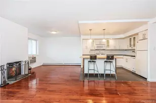 1494 Shore Dr, Bronx, NY 10465 - Photo 7
