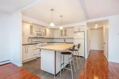 1494 Shore Drive #7F, Bronx, NY 10465 - Photo 9
