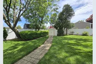 15 6th Avenue, Farmingdale, NY 11735 - Photo 3