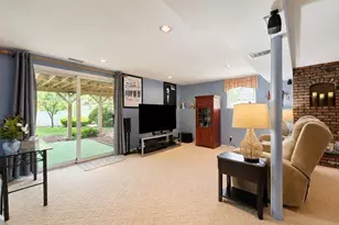 15 6th Ave, Farmingdale, NY 11735 - Photo 11