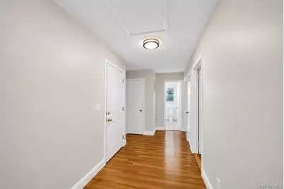 21 E Cedar Street, Mount Vernon, NY 10552 - Photo 7