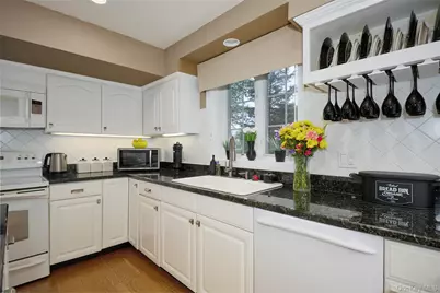 37 Angelo Boulevard, Poughkeepsie, NY 12603 - Photo 39