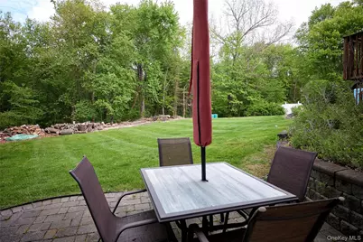 37 Angelo Boulevard, Poughkeepsie, NY 12603 - Photo 35