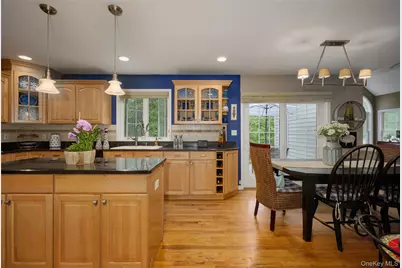 37 Angelo Boulevard, Poughkeepsie, NY 12603 - Photo 19