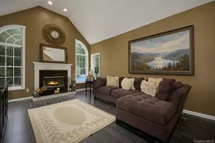 37 Angelo Blvd, Poughkeepsie, NY 12603 - Photo 23