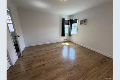 58-04 264th Street, Flushing, NY 11362 - Photo 9