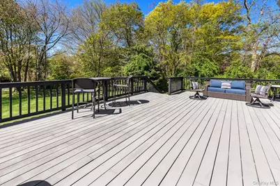 1 Fairwind Court, Oakdale, NY 11769 - Photo 37