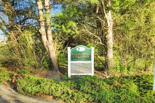 1 Fairwind Ct, Oakdale, NY 11769 - Photo 43
