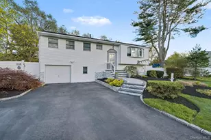 27 Frontier Ln, East Northport, NY 11731 - Photo 3