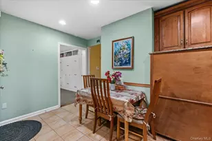 57 Meeting Ln, Hicksville, NY 11801 - Photo 7