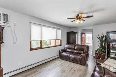 11 Carman Boulevard, Massapequa, NY 11758 - Photo 17