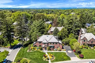 79 Aldershot Ln, Manhasset, NY 11030 - Photo 3
