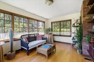 79 Aldershot Ln, Manhasset, NY 11030 - Photo 17
