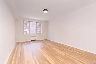 12 Westchester Ave, White Plains, NY 10601 - Photo 7