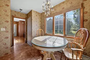 21 Stonecrest Dr, New Windsor, NY 12553 - Photo 9
