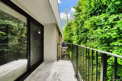 130 Colonial Parkway #4D, Yonkers, NY 10710 - Photo 17