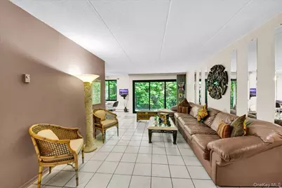 130 Colonial Parkway #4D, Yonkers, NY 10710 - Photo 15