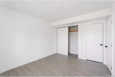 125 Missouri Avenue, Bay Shore, NY 11706 - Photo 11