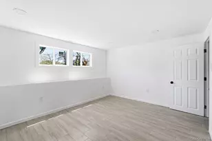 125 Missouri Ave, Bay Shore, NY 11706 - Photo 13