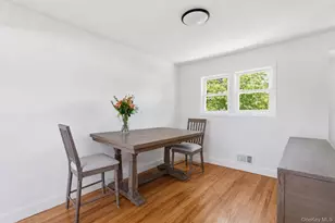 125 Missouri Ave, Bay Shore, NY 11706 - Photo 5