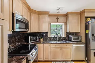 540 Hilltop Rd, Yorktown Heights, NY 10598 - Photo 13