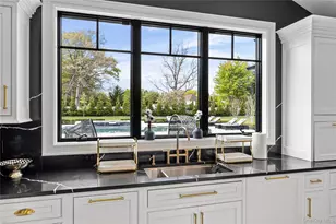 5 Dupont Ct, Dix Hills, NY 11746 - Photo 17