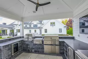 5 Dupont Ct, Dix Hills, NY 11746 - Photo 49