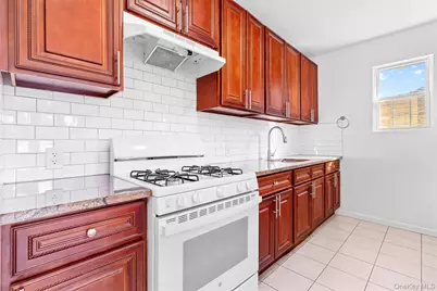 430 Turneur Avenue, Bronx, NY 10473 - Photo 23