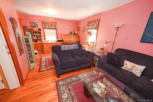 248 Fendale St, Franklin Square, NY 11010 - Photo 7