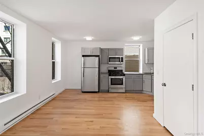 811 Courtlandt Avenue, Bronx, NY 10451 - Photo 15