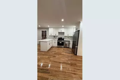 16421 109th Road, Jamaica, NY 11433 - Photo 5
