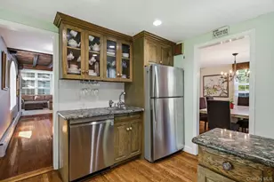 2 Ashley Pl, Glen Head, NY 11545 - Photo 13