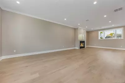 224 Oconnell Street, Massapequa Park, NY 11762 - Photo 5