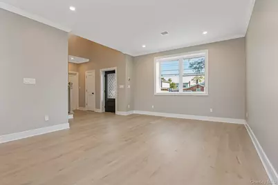 224 Oconnell Street, Massapequa Park, NY 11762 - Photo 7