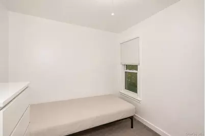 195-29 Jamaica Avenue, Hollis, NY 11423 - Photo 7
