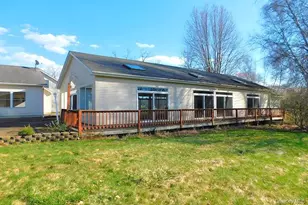 1036 Benjamin Vankeuren Dr, Pine Bush, NY 12566 - Photo 25